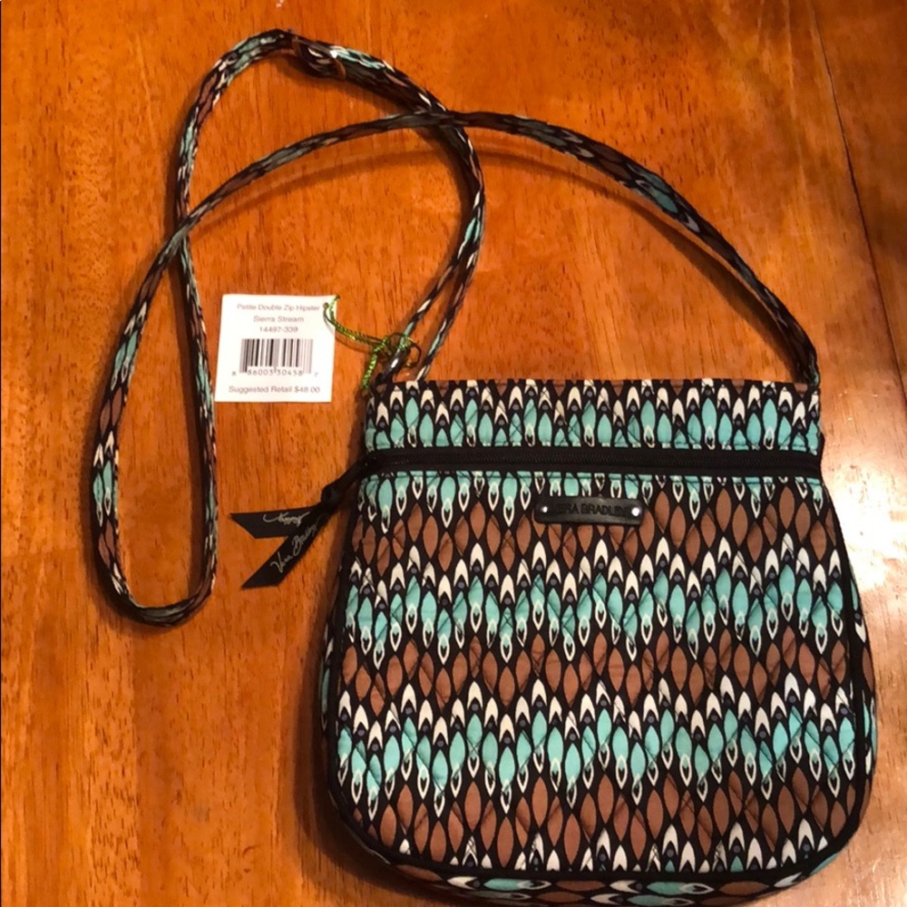 Vera Bradley zip hipster